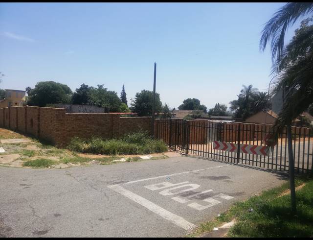 1,723M² VACANT LAND FOR SALE IN KEW
